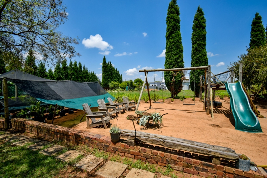 10 Bedroom Property for Sale in Rietvlei View Gauteng