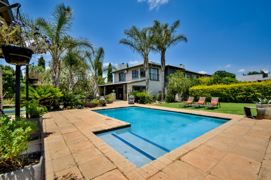 10 Bedroom Property for Sale in Rietvlei View Gauteng
