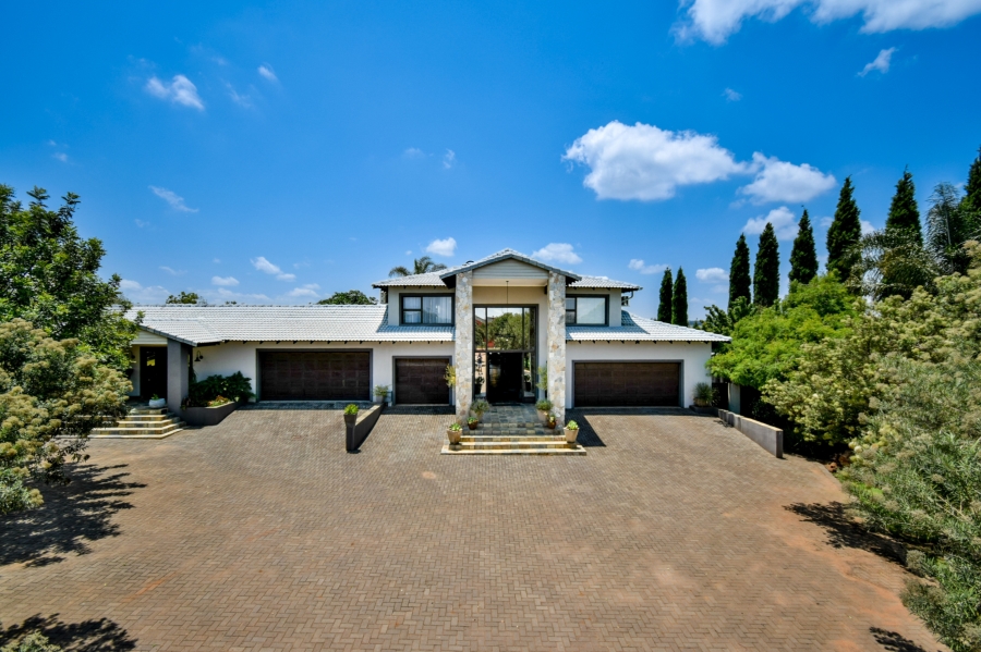 10 Bedroom Property for Sale in Rietvlei View Gauteng