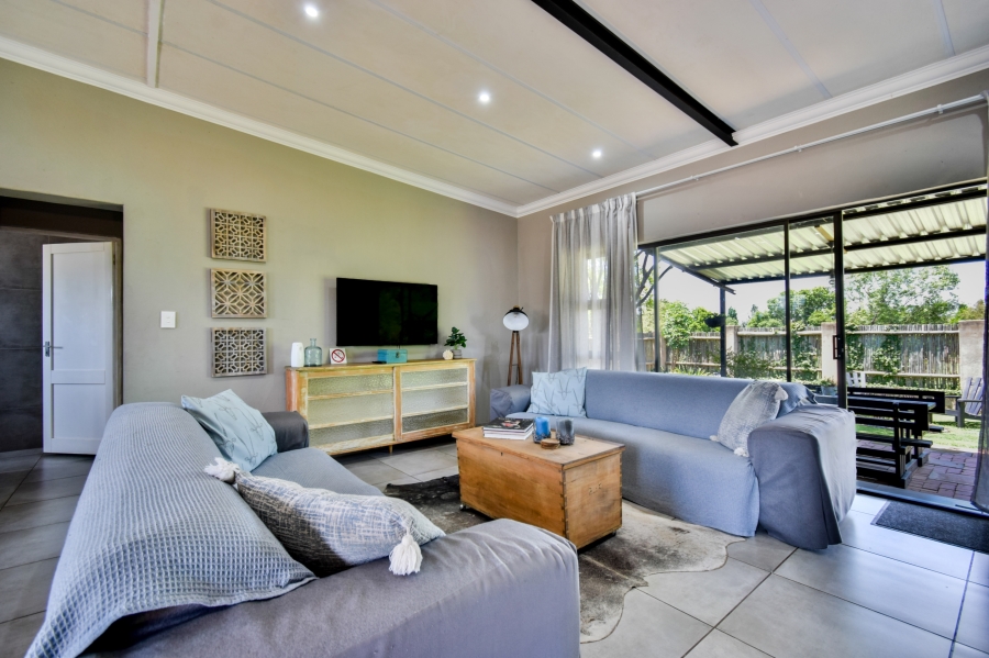 10 Bedroom Property for Sale in Rietvlei View Gauteng