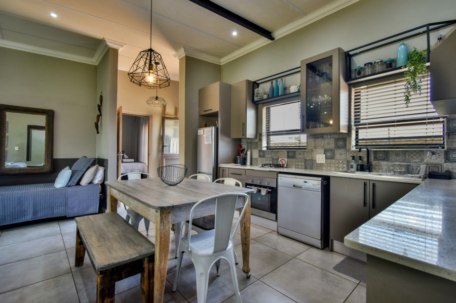 10 Bedroom Property for Sale in Rietvlei View Gauteng