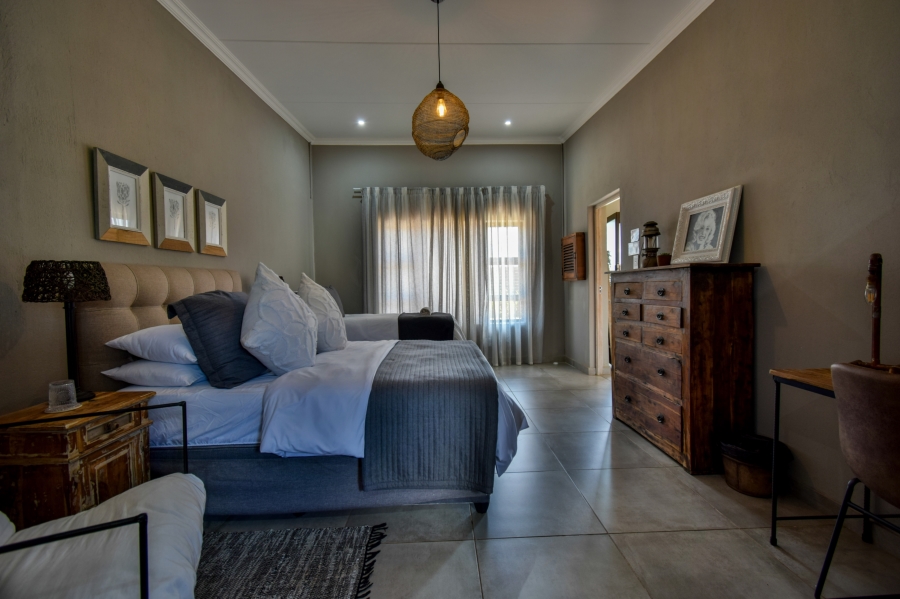 10 Bedroom Property for Sale in Rietvlei View Gauteng