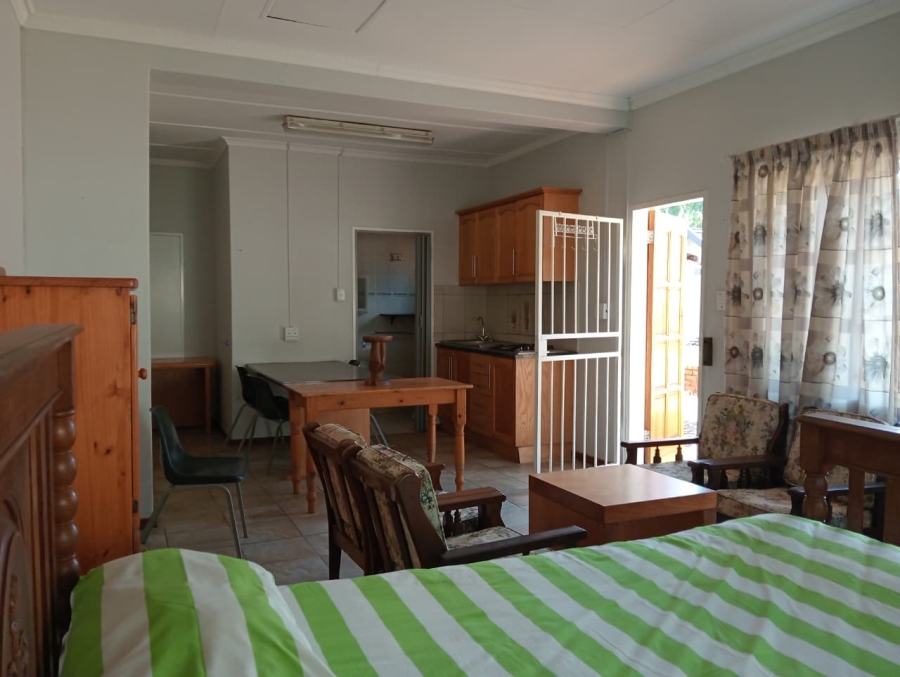 To Let 1 Bedroom Property for Rent in Zwavelpoort Gauteng