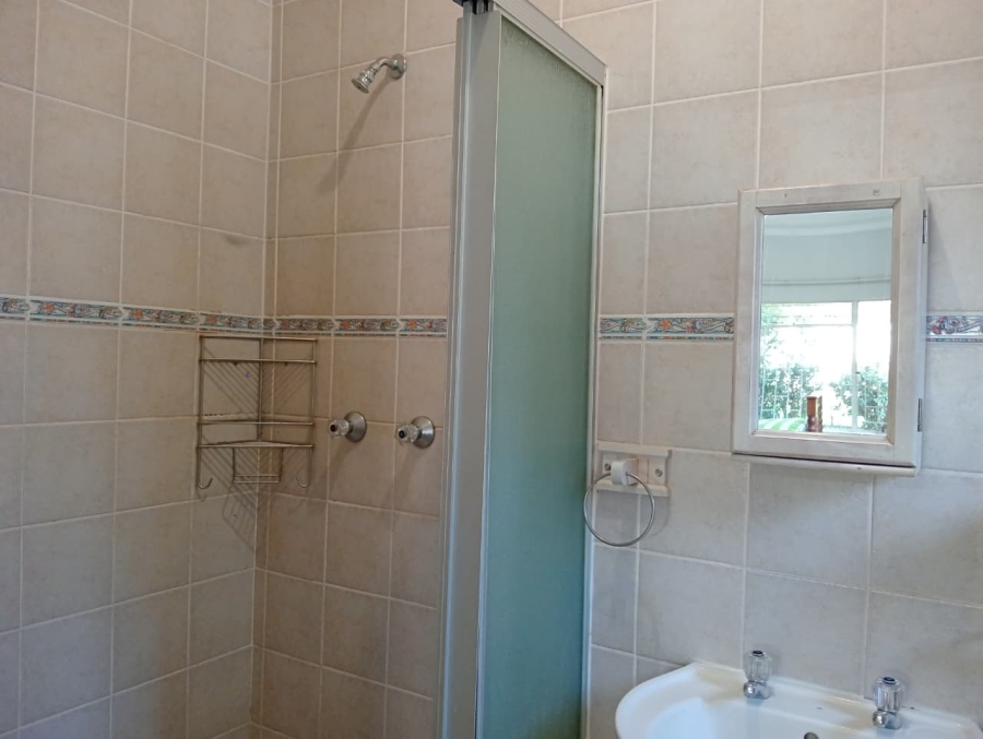 To Let 1 Bedroom Property for Rent in Zwavelpoort Gauteng