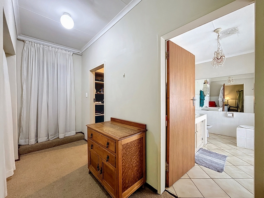 5 Bedroom Property for Sale in Roodeplaat Gauteng
