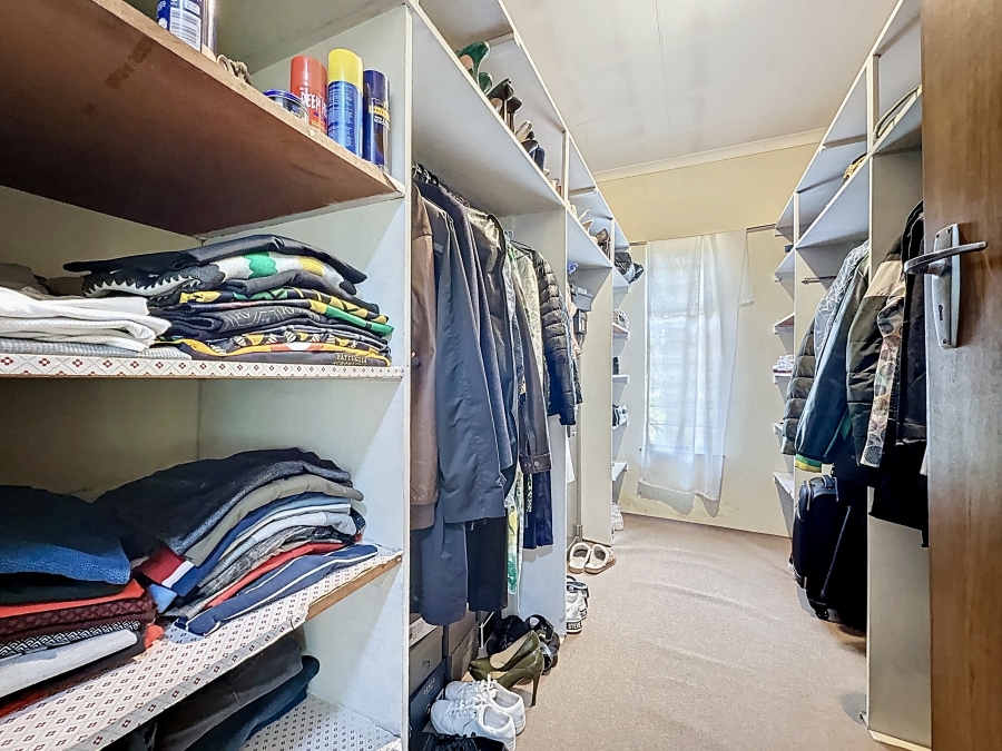 5 Bedroom Property for Sale in Roodeplaat Gauteng