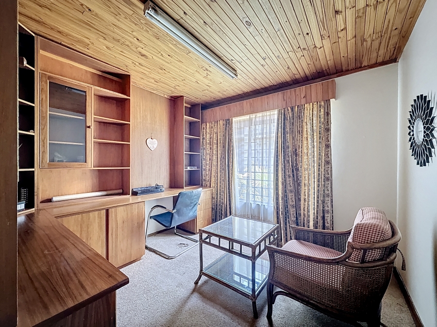 5 Bedroom Property for Sale in Roodeplaat Gauteng