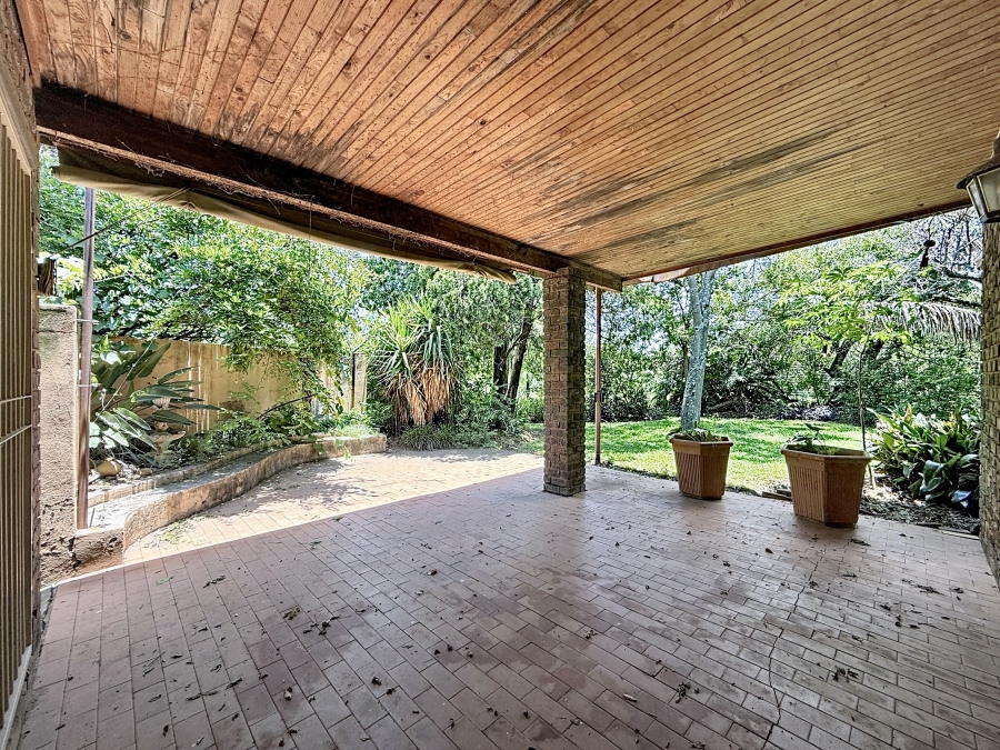 5 Bedroom Property for Sale in Roodeplaat Gauteng