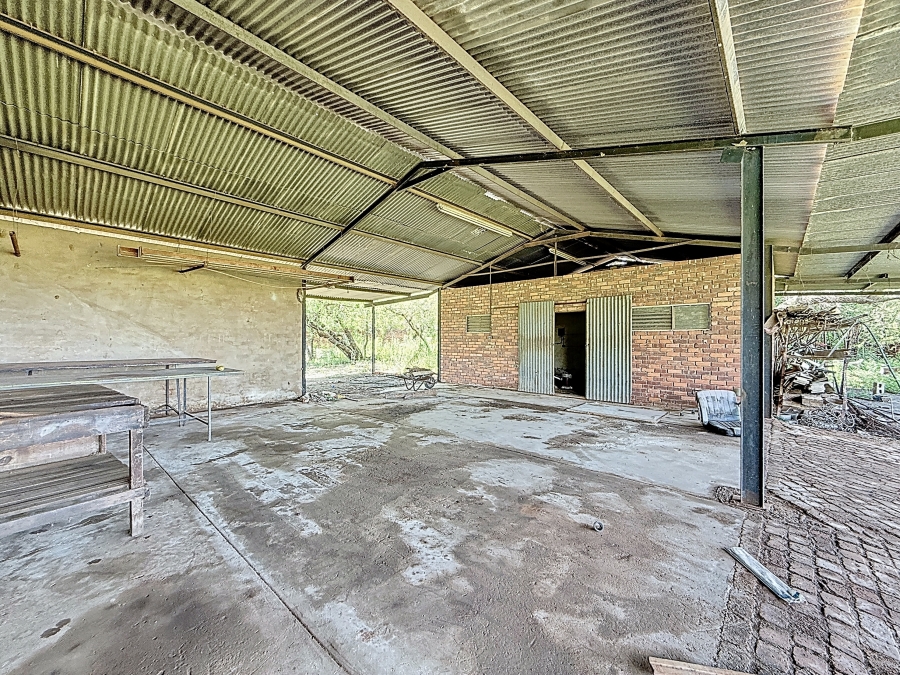 5 Bedroom Property for Sale in Roodeplaat Gauteng