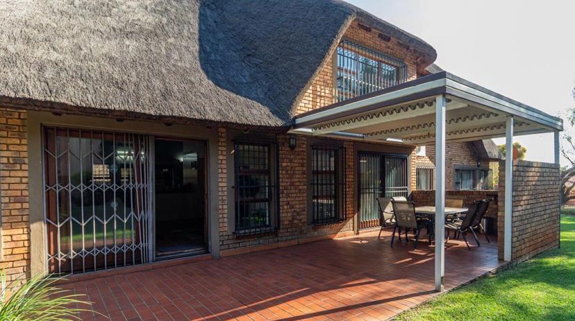 3 Bedroom Property for Sale in Faerie Glen Gauteng