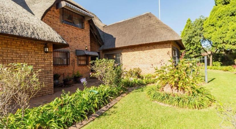 3 Bedroom Property for Sale in Faerie Glen Gauteng