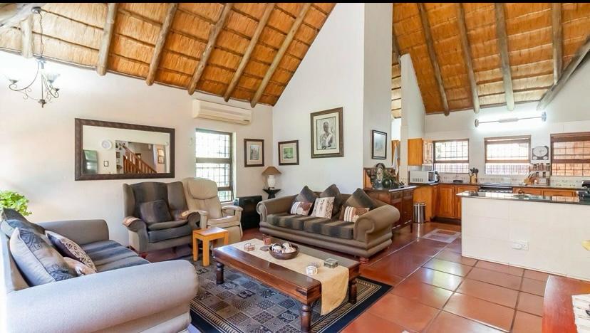 3 Bedroom Property for Sale in Faerie Glen Gauteng