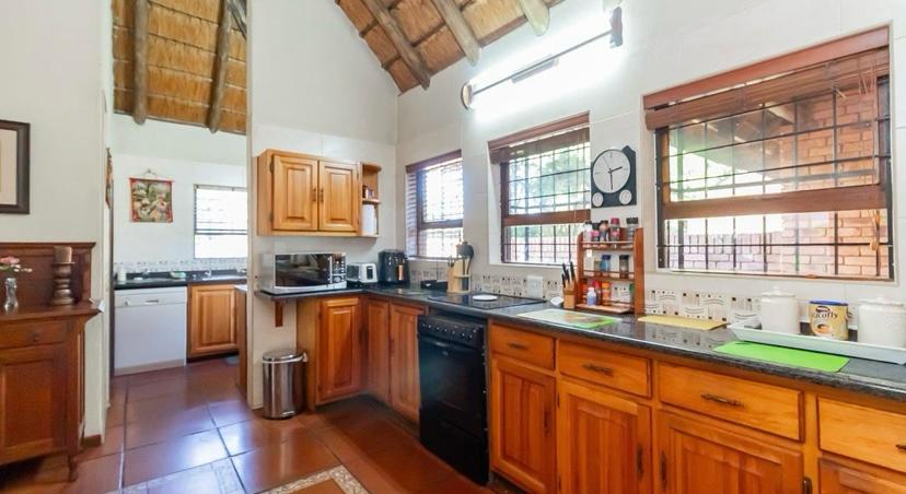 3 Bedroom Property for Sale in Faerie Glen Gauteng