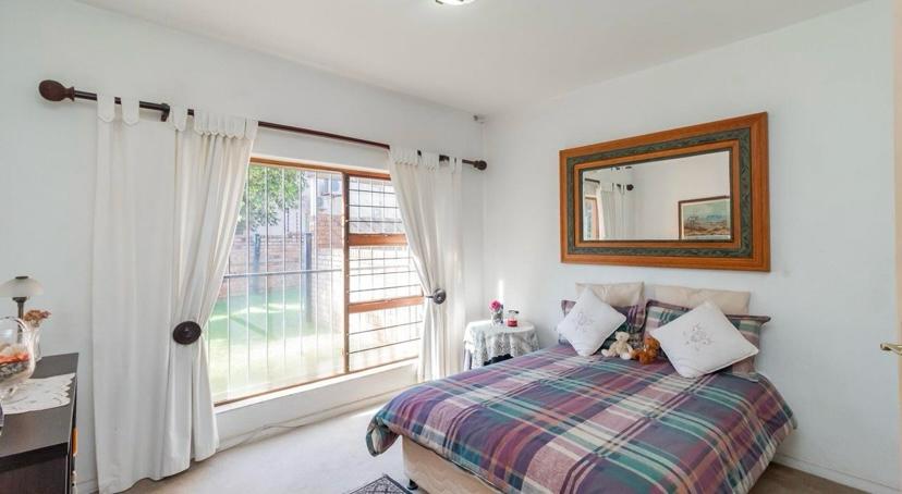 3 Bedroom Property for Sale in Faerie Glen Gauteng