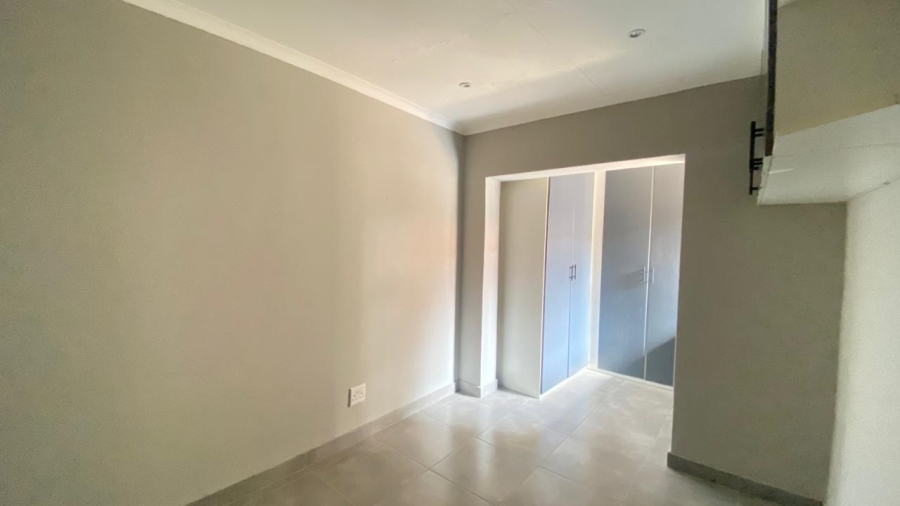 3 Bedroom Property for Sale in Garsfontein Gauteng