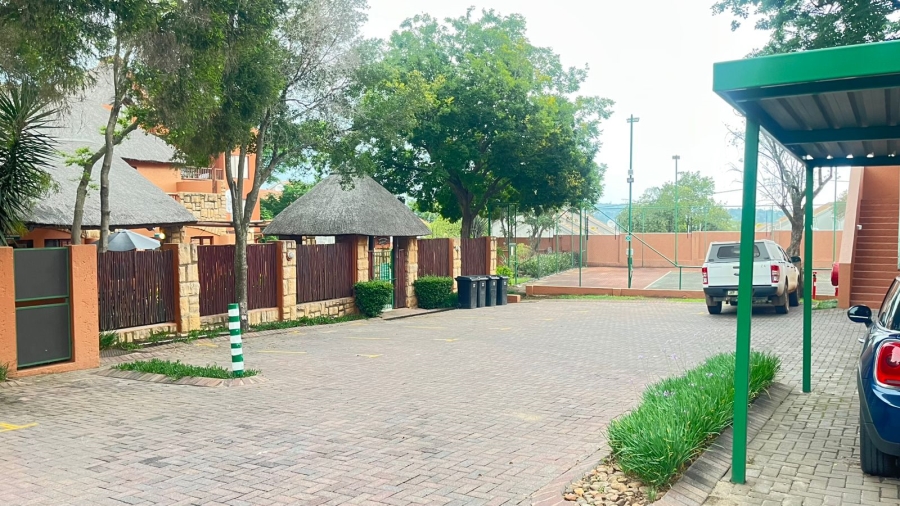 2 Bedroom Property for Sale in Sunninghill Gauteng