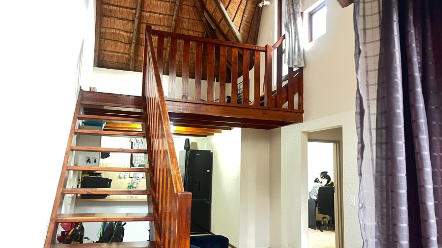 2 Bedroom Property for Sale in Sunninghill Gauteng