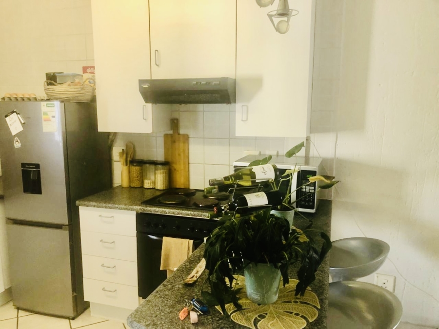 1 Bedroom Property for Sale in Sunninghill Gauteng