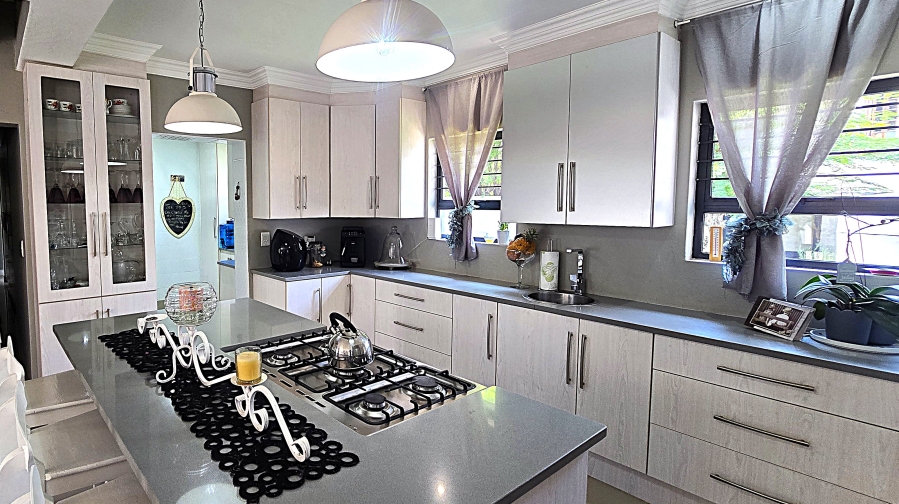 3 Bedroom Property for Sale in Eldo Lakes Estate Gauteng