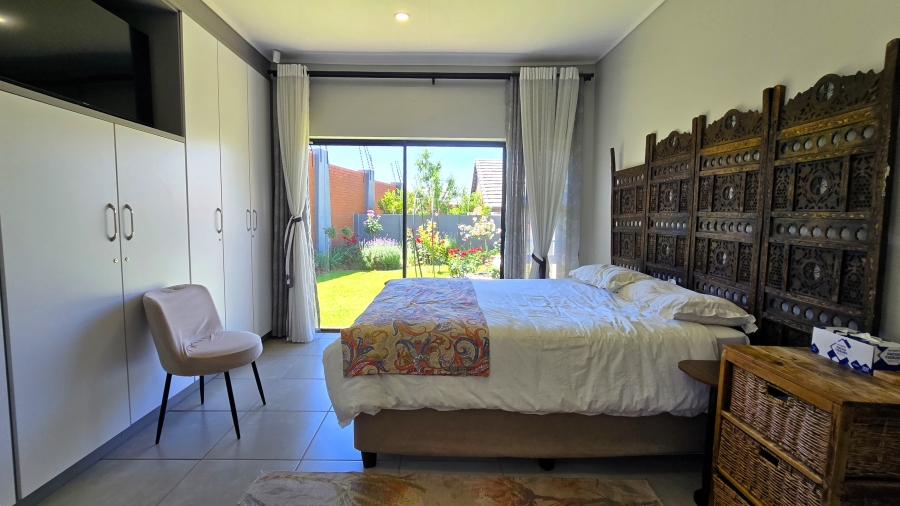 4 Bedroom Property for Sale in Amberfield Gauteng