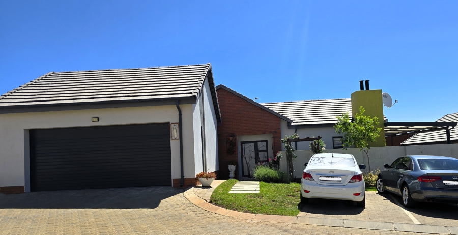 4 Bedroom Property for Sale in Amberfield Gauteng