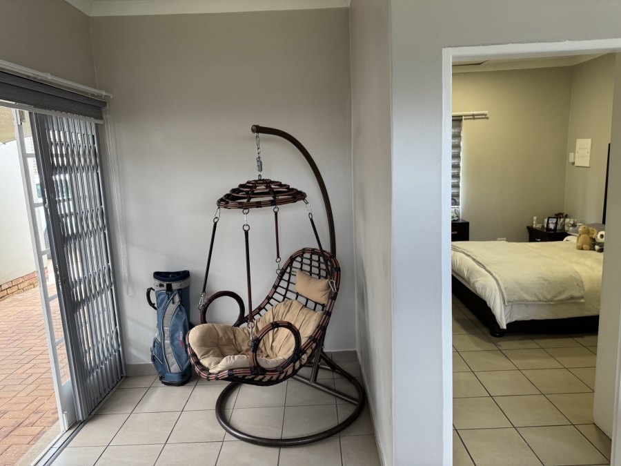 To Let 1 Bedroom Property for Rent in Lyttelton Manor Gauteng