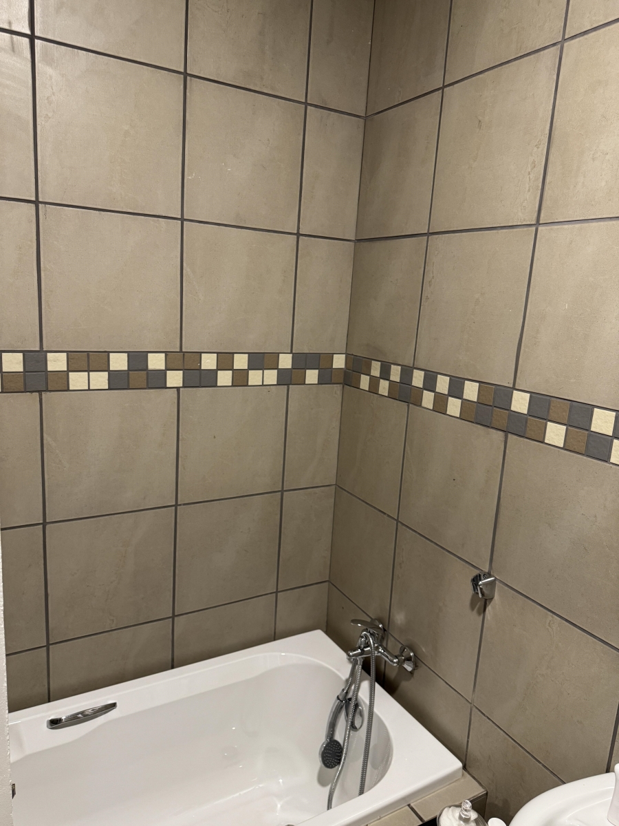 To Let 1 Bedroom Property for Rent in Lyttelton Manor Gauteng