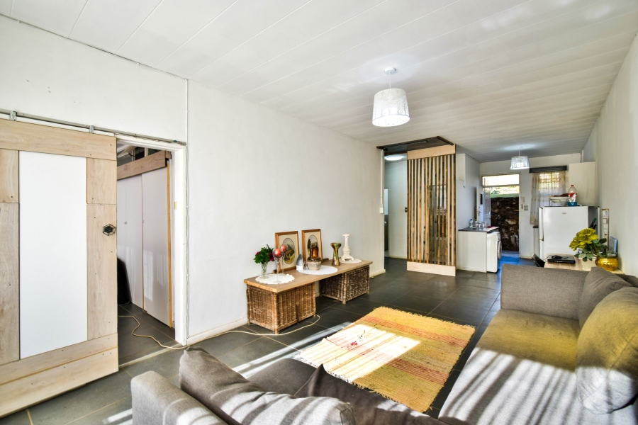 2 Bedroom Property for Sale in Eldoraigne Gauteng