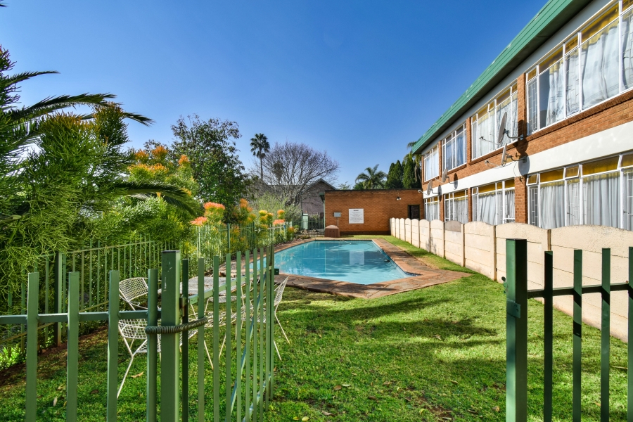 2 Bedroom Property for Sale in Eldoraigne Gauteng