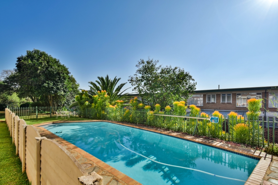 2 Bedroom Property for Sale in Eldoraigne Gauteng