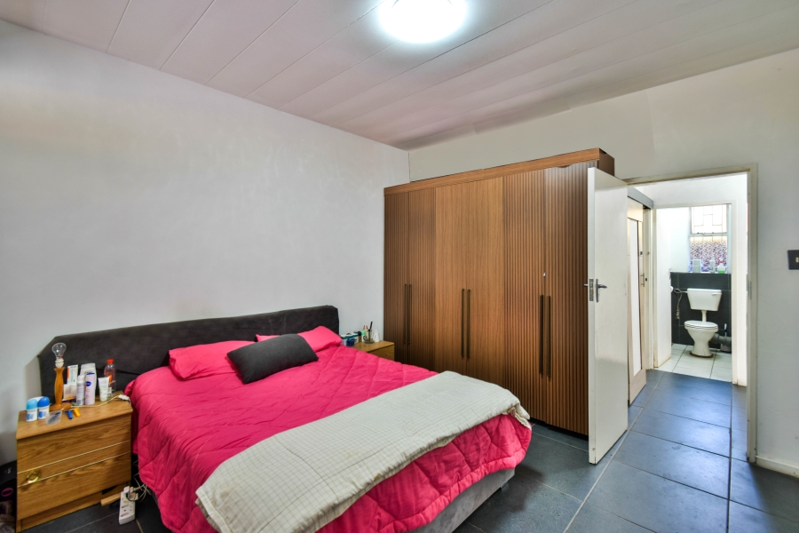 2 Bedroom Property for Sale in Eldoraigne Gauteng