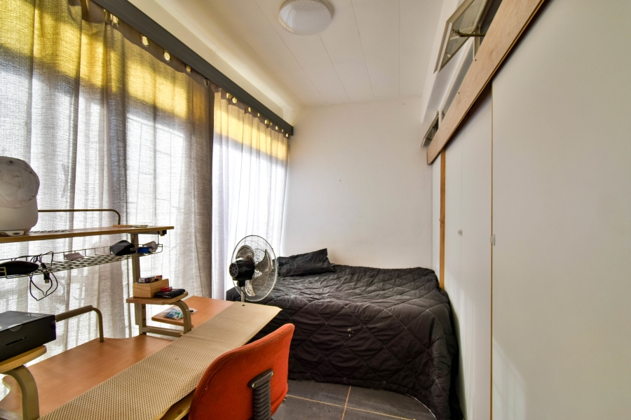 2 Bedroom Property for Sale in Eldoraigne Gauteng