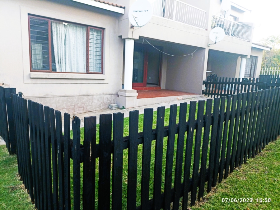To Let 2 Bedroom Property for Rent in Northwold Gauteng