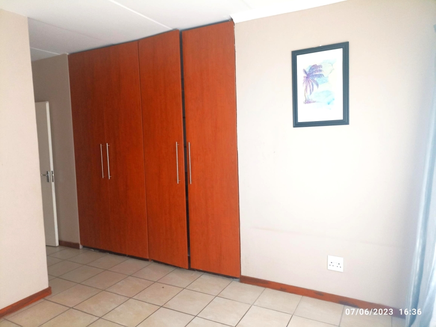 To Let 2 Bedroom Property for Rent in Northwold Gauteng