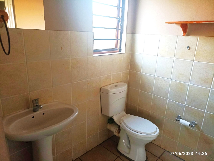 To Let 2 Bedroom Property for Rent in Northwold Gauteng