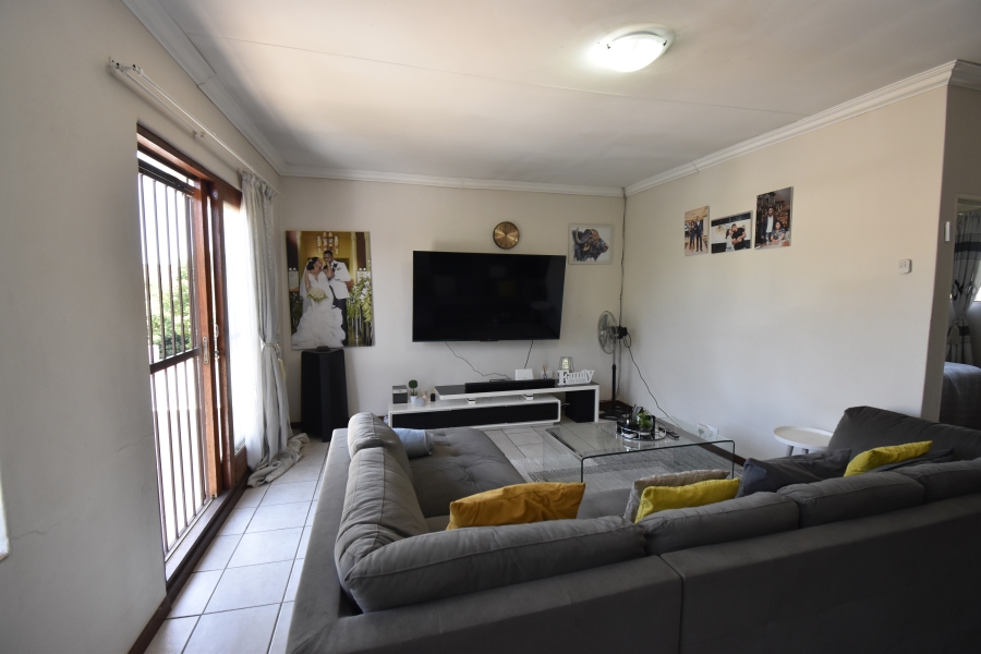 To Let 2 Bedroom Property for Rent in North Riding Gauteng