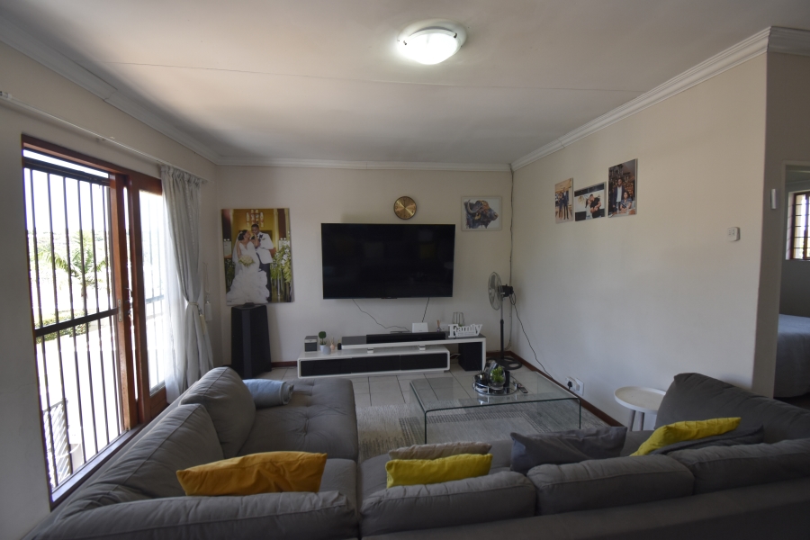 To Let 2 Bedroom Property for Rent in North Riding Gauteng
