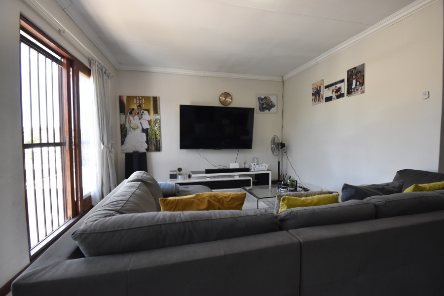 To Let 2 Bedroom Property for Rent in North Riding Gauteng