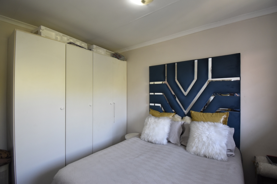 To Let 2 Bedroom Property for Rent in North Riding Gauteng