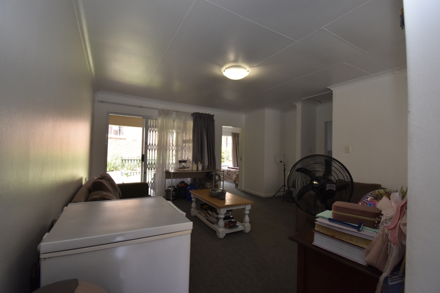 To Let 2 Bedroom Property for Rent in Allens Nek Gauteng