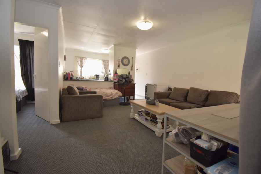 To Let 2 Bedroom Property for Rent in Allens Nek Gauteng