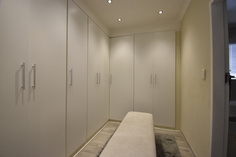 3 Bedroom Property for Sale in Sundowner Gauteng