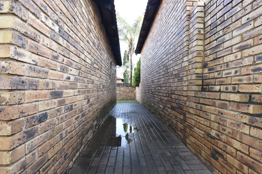 3 Bedroom Property for Sale in Sundowner Gauteng