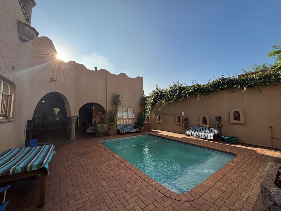 6 Bedroom Property for Sale in Vanderbijlpark SE Gauteng