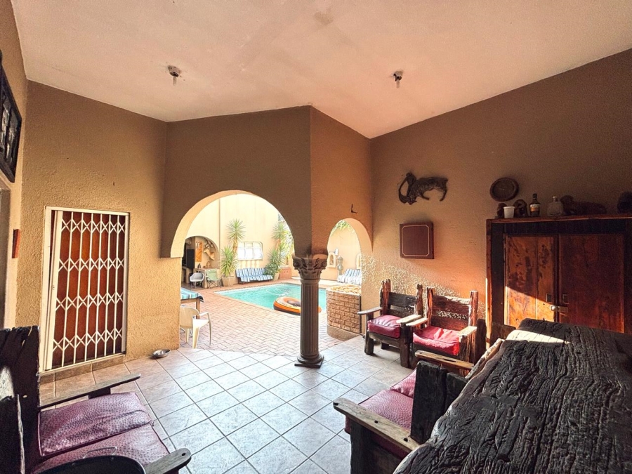 6 Bedroom Property for Sale in Vanderbijlpark SE Gauteng