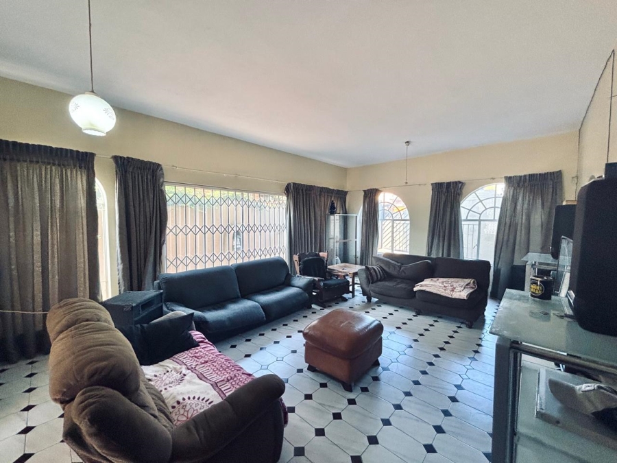 6 Bedroom Property for Sale in Vanderbijlpark SE Gauteng