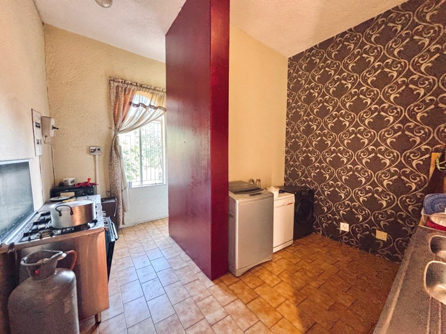 6 Bedroom Property for Sale in Vanderbijlpark SE Gauteng