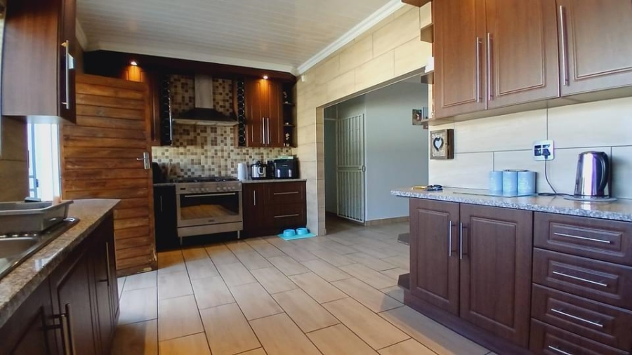 3 Bedroom Property for Sale in Fochville Gauteng