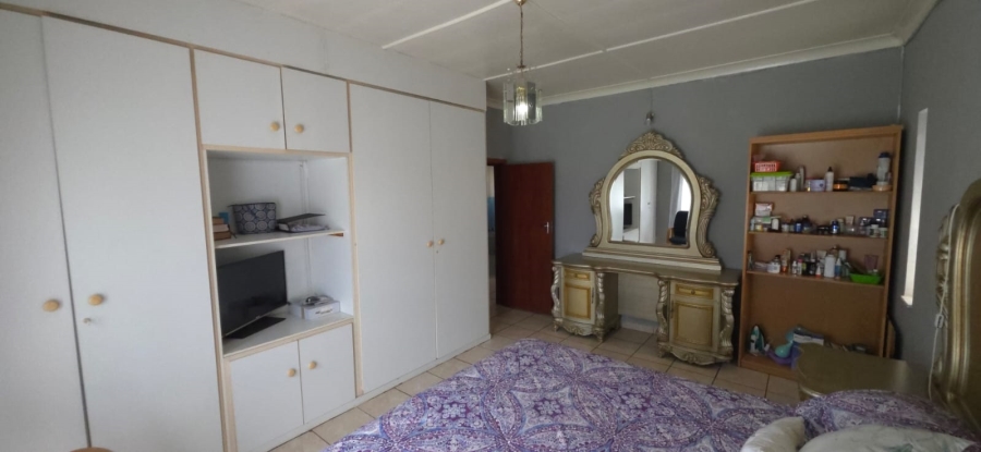 4 Bedroom Property for Sale in Pretoriusrus Gauteng