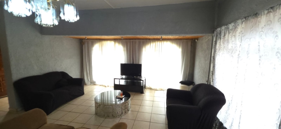 4 Bedroom Property for Sale in Pretoriusrus Gauteng